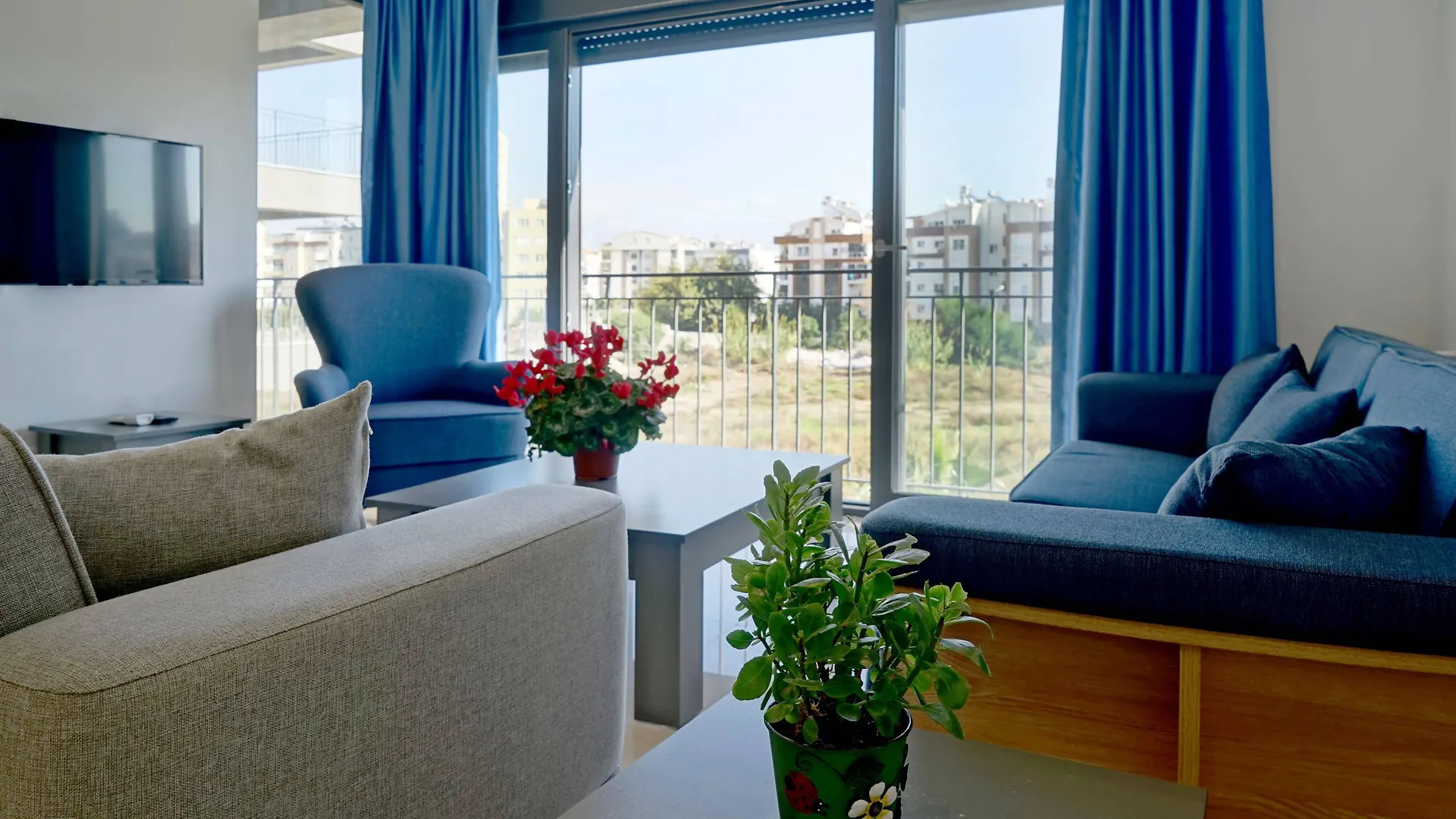 Mene Suites Antalya 2*,