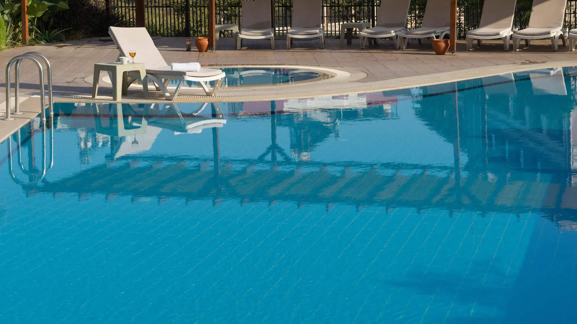 Mene Suites Antalya Appart hôtel