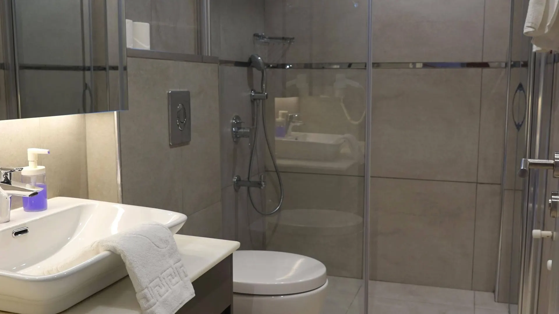 Mene Suites Antalya Appart hôtel
